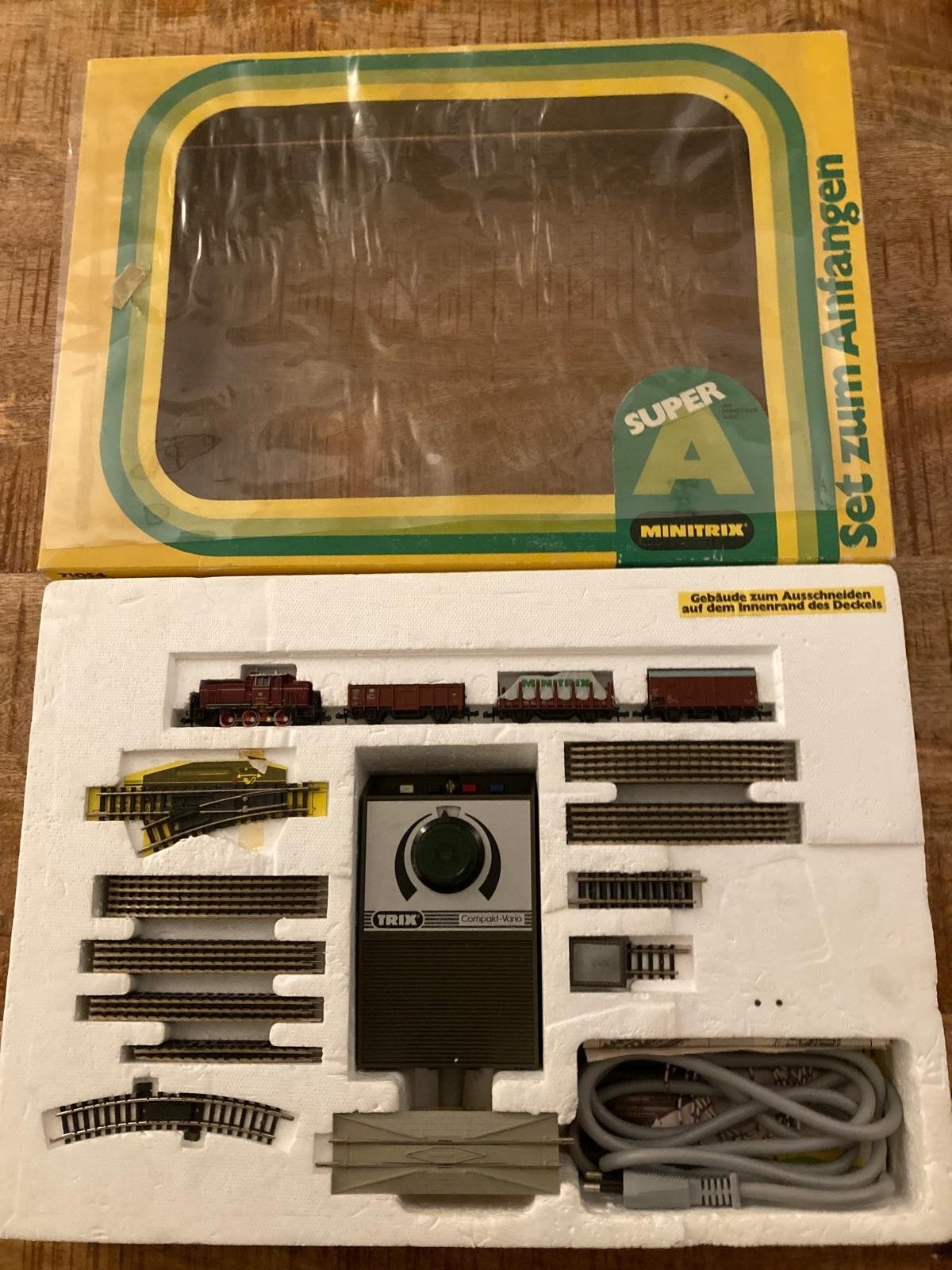 complete Minitrix treinset A en railset C met extra's, Gelijkstroom, Trix, Ophalen of Verzenden, Analoog