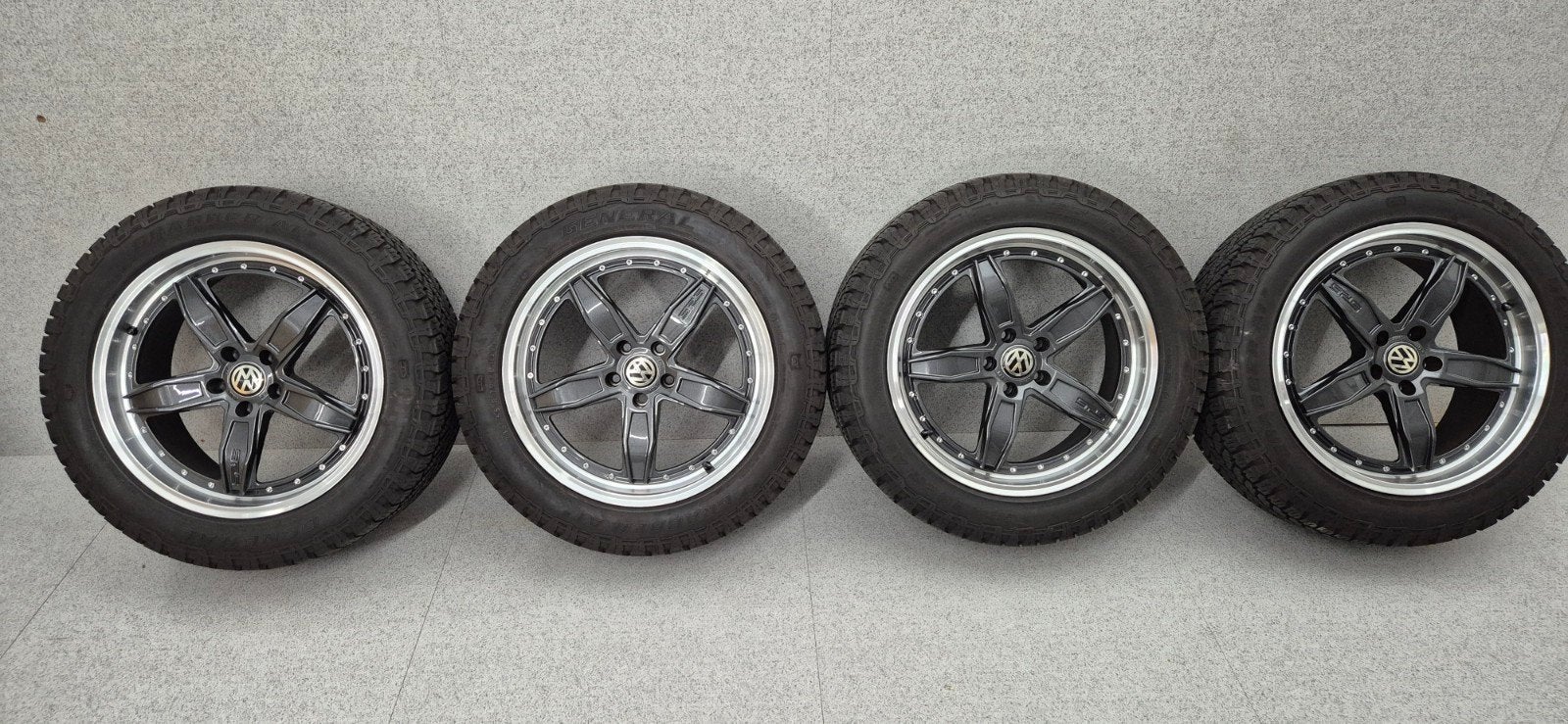 Vw id buzz all terrain set!, Bestelwagen, 255 mm, Banden en Velgen, Nieuw