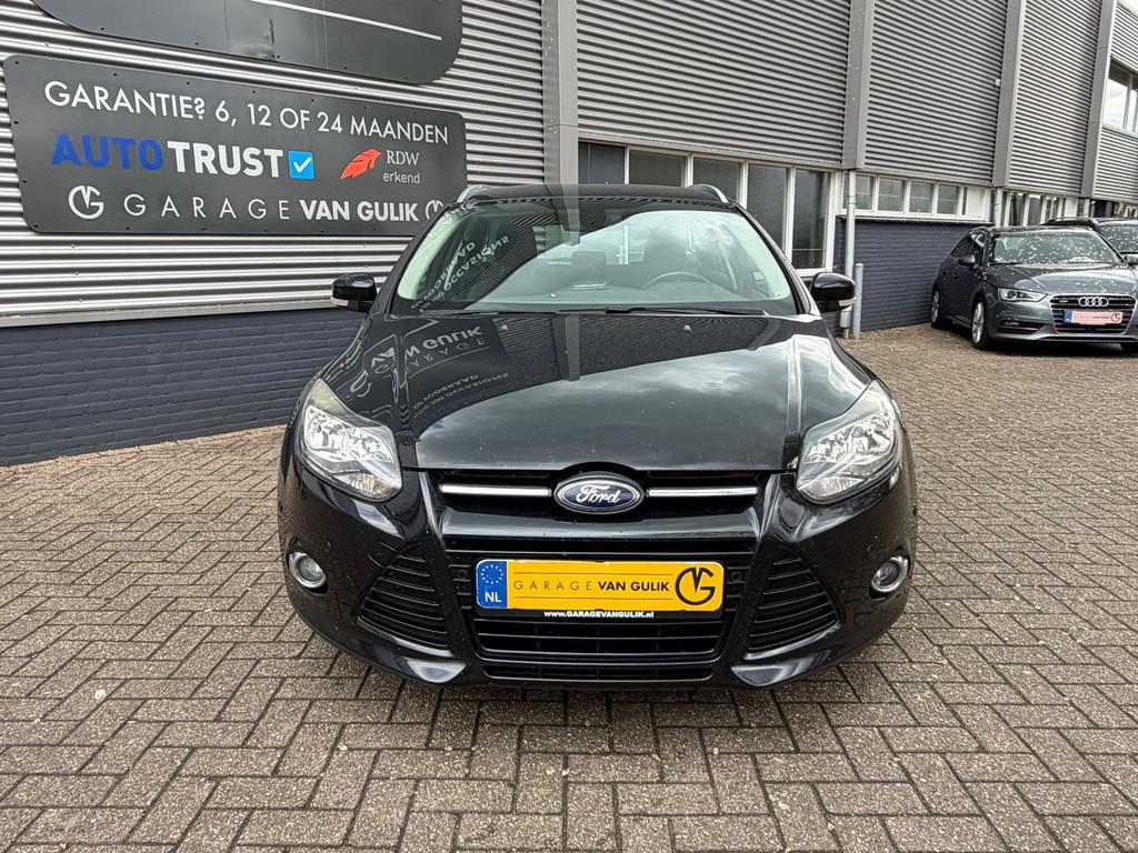 Ford Focus Wagon 1.0 101PK Trekhaak,Navi,Clima,CruiseControl, Auto's, Euro 5, Gebruikt, Zwart, Origineel Nederlands