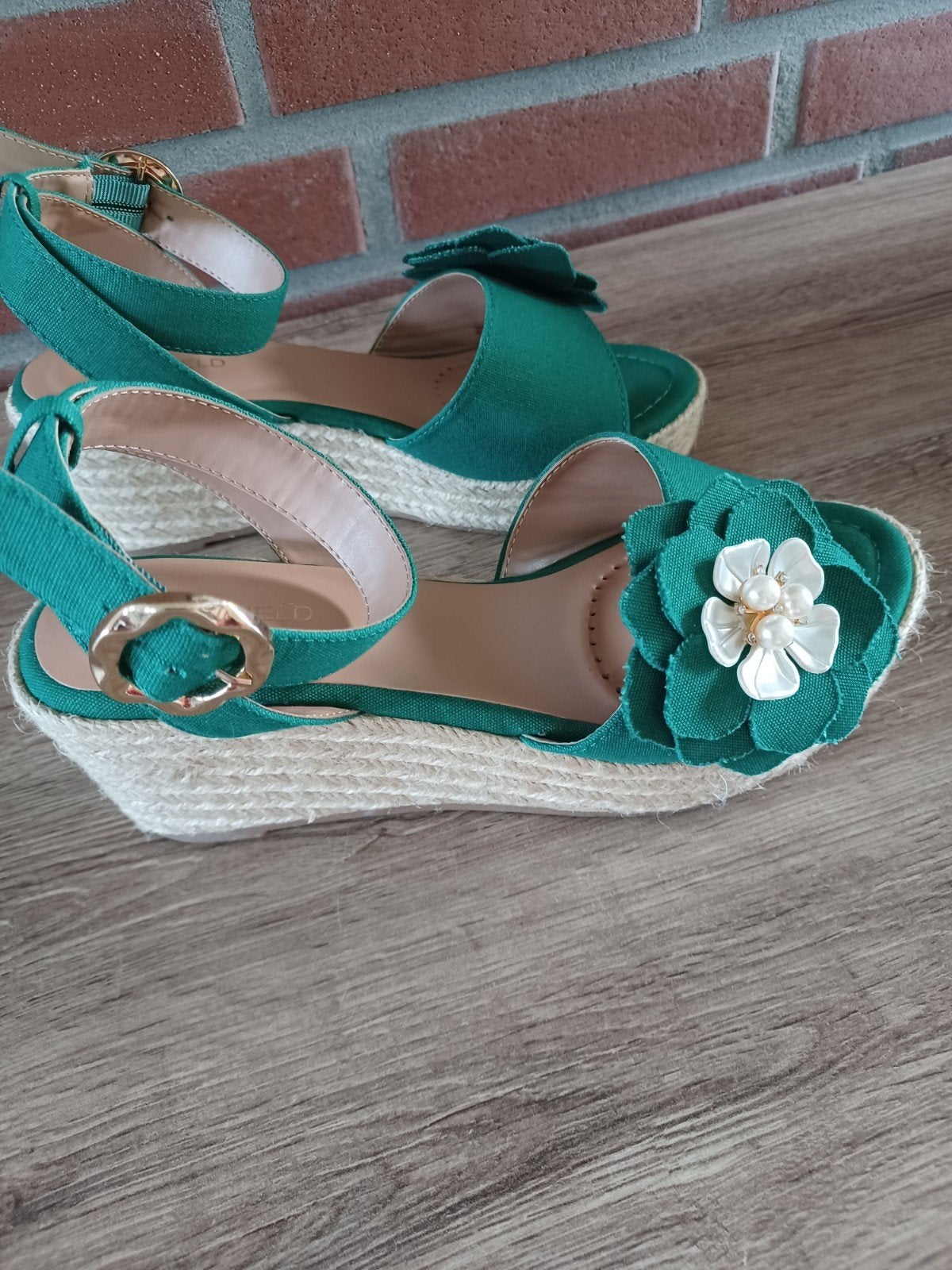 Sandalen sleehak maat 36, Kleding | Dames, Schoenen, Ophalen of Verzenden, Zo goed als nieuw, Groen, Sandalen of Muiltjes