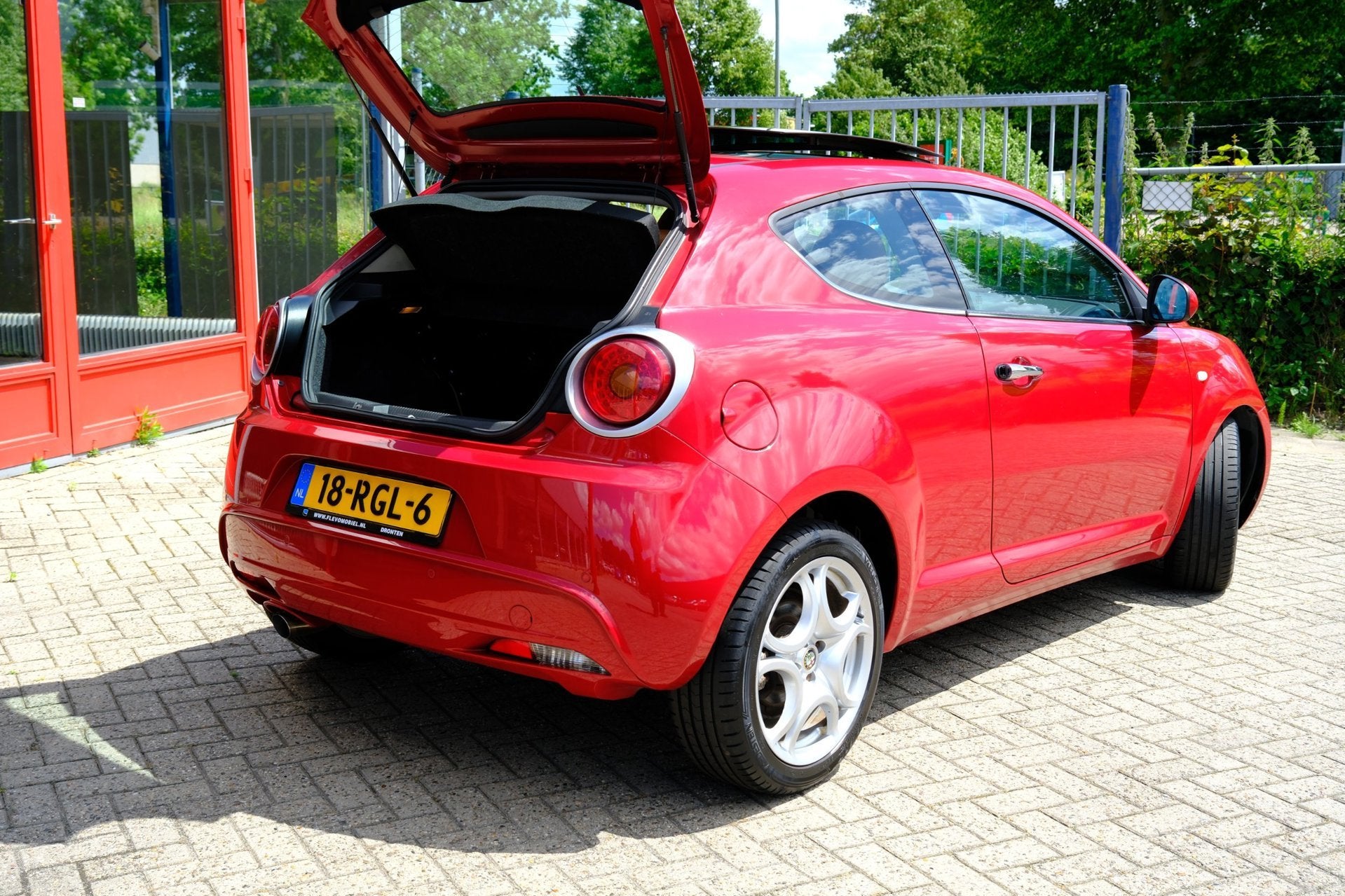 Foto 9 van Alfa Romeo MiTo 1.3 JTDm ECO Essential Pano|Leder|Clima|LMV