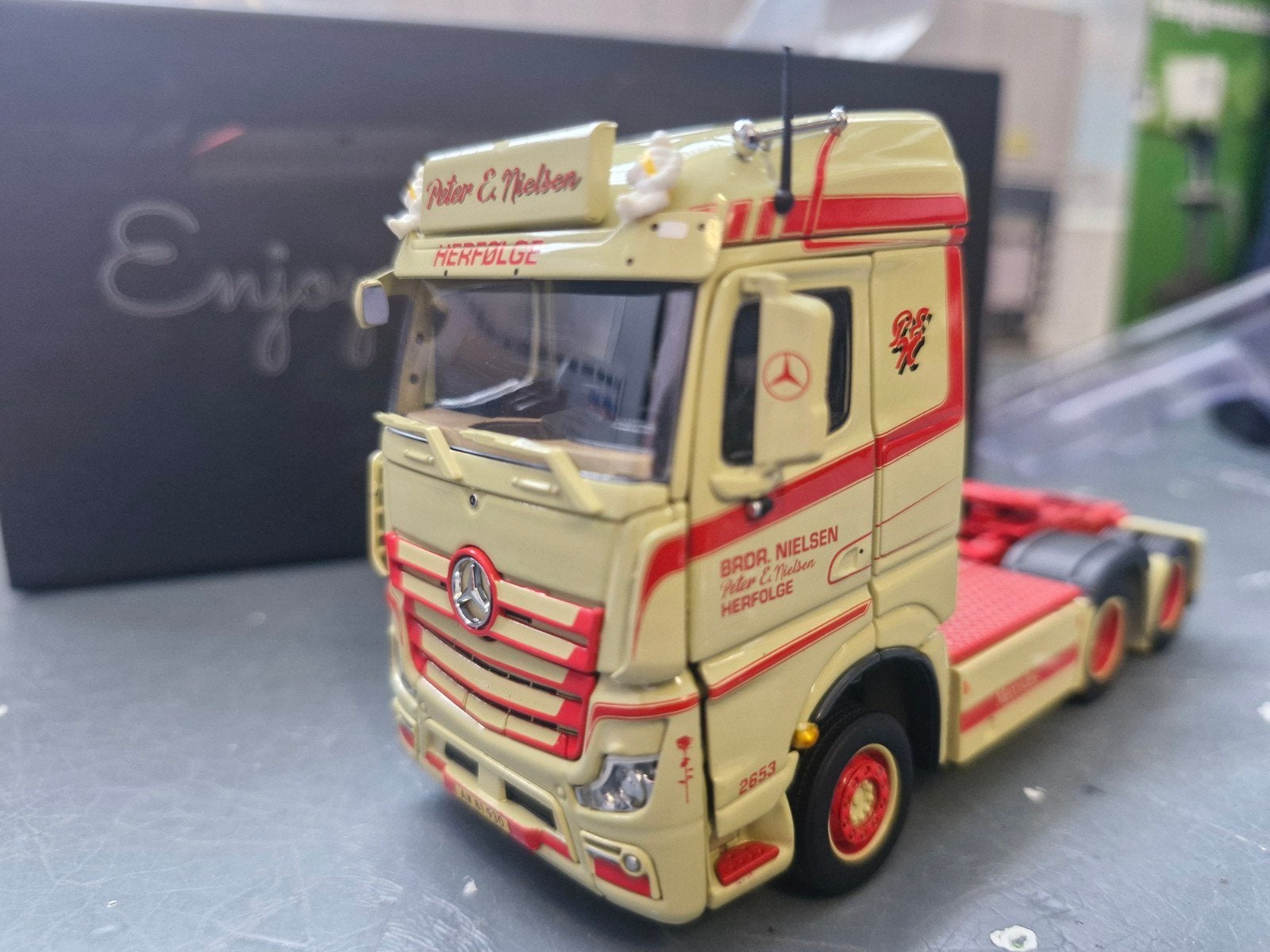 Mercedes actros imc nielsen, Ophalen of Verzenden, Zo goed als nieuw, Bus of Vrachtwagen, Overige merken