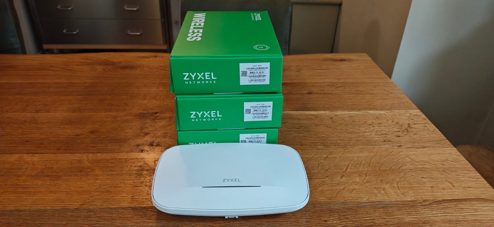 Zyxel NWA130BE Wi-Fi 7 Access Points (3 stuks) + 2.5G PoE+ I, Ophalen of Verzenden, Zo goed als nieuw, ZyXel