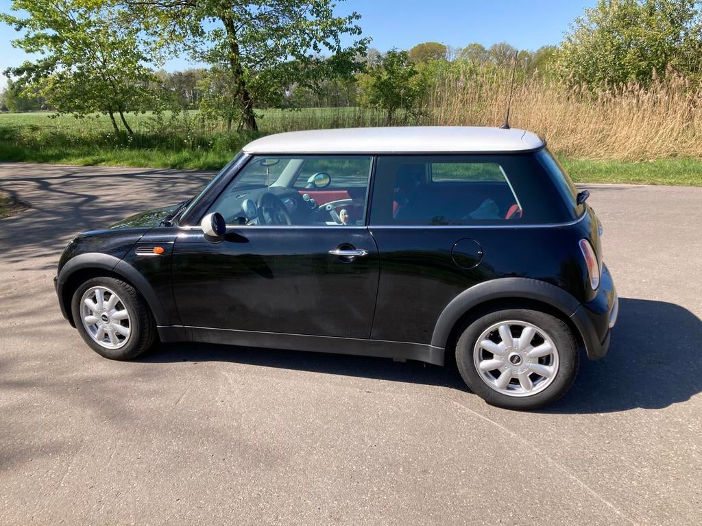 Mini 1.6 16V Cooper 2003 Zwart, Auto's, Mini, Particulier, Cooper, ABS, Airbags, Airconditioning, Boordcomputer, Cruise Control
