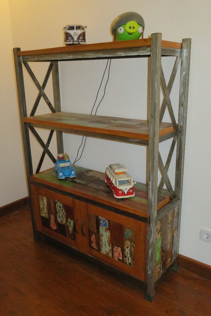 Mooie stevige kast sloophout 2 deurtjes + schappen 140 hoog, Met deur(en), 100 tot 150 cm, Zo goed als nieuw, Minder dan 150 cm