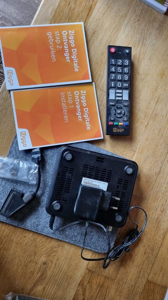 Humax digitale ontvanger IRHD-5500C/NL / Ziggo, Ophalen of Verzenden, Minder dan 2 meter, Scartkabel
