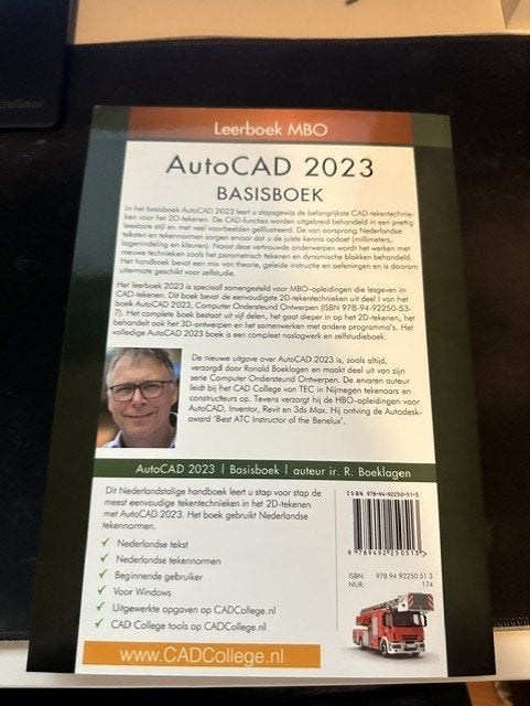 Basisboek AutoCAD  Ronald Boeklag - 9789492250513 (NIEUW), Boeken, Ophalen, Zo goed als nieuw, Overige niveaus, Overige vakken