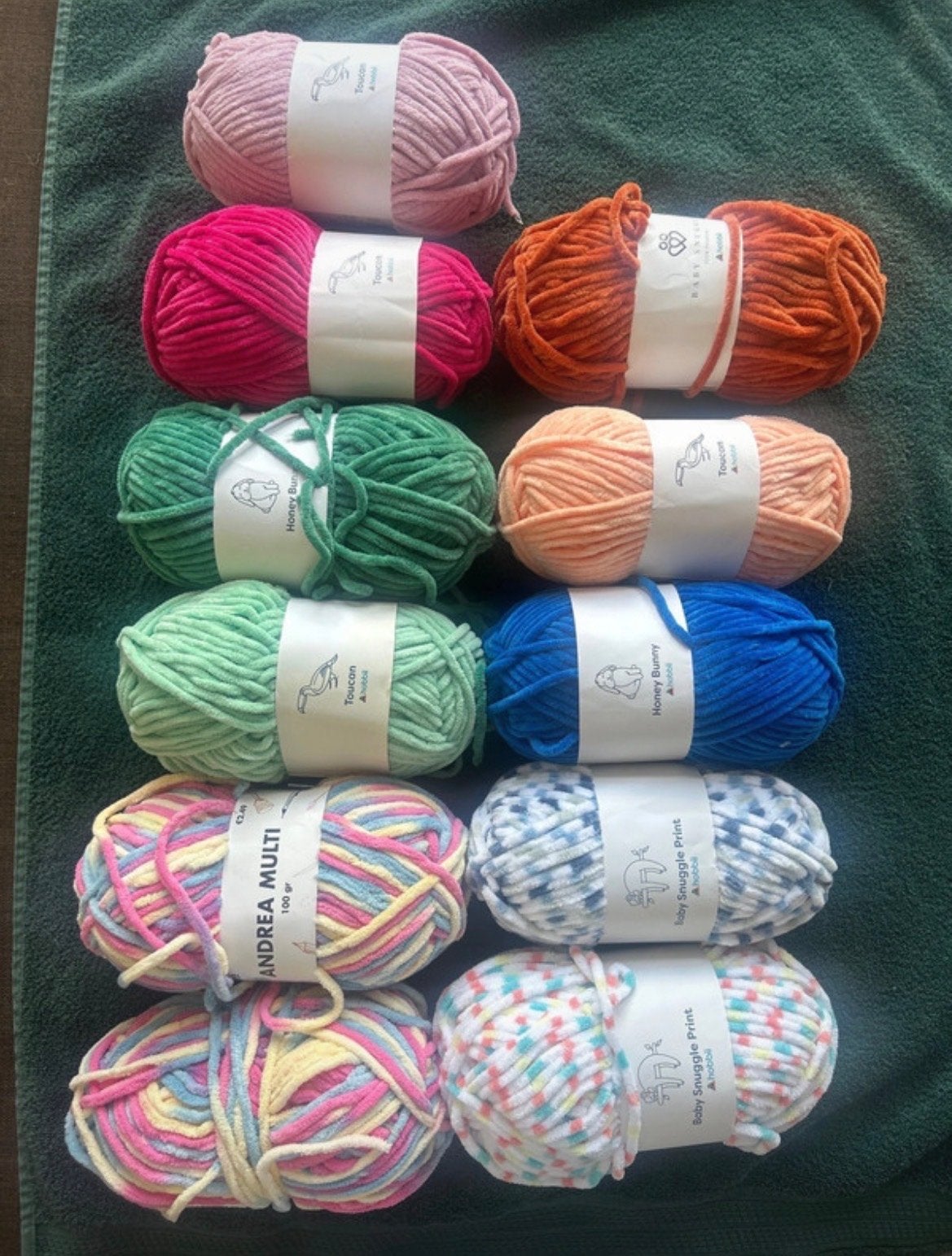 Hobbii & Wibra Chenille garen mix (Toucan, Baby Snuggle, Hon, Ophalen of Verzenden, Gebruikt, Breien of Haken, Wol of Garen