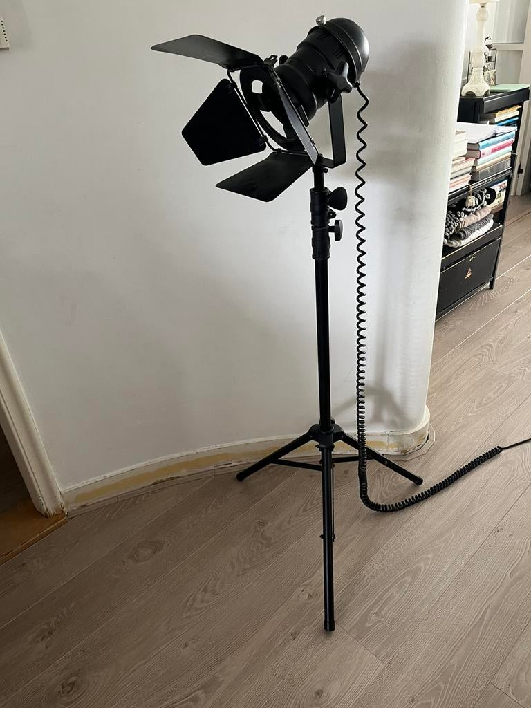 Filmspot fotografenlamp industriële spot Zwart metaal, Huis en Inrichting, Lampen | Spots, Ophalen, Zo goed als nieuw, Metaal of Aluminium
