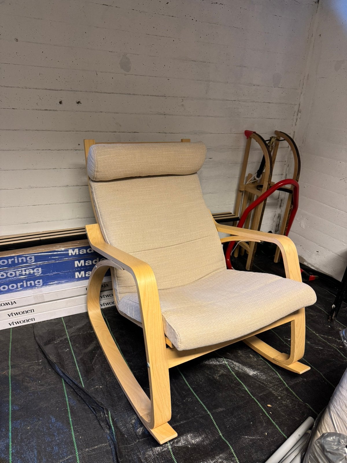 Ikea schommelstoel, Ophalen, Zo goed als nieuw, 50 tot 75 cm