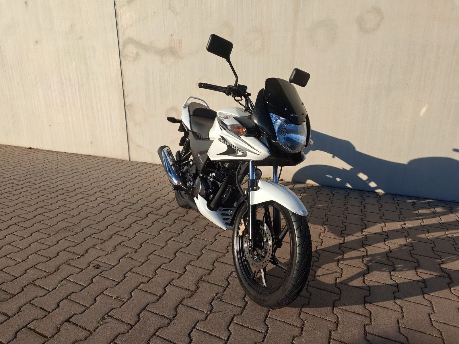 Honda CBF 125cc met lage kilometerstand, Motoren, Motoren | Honda, Cbf 125, Occasion, Rivium Boulevard 222A 2909 LK Capelle aan den IJssel. Nederland.