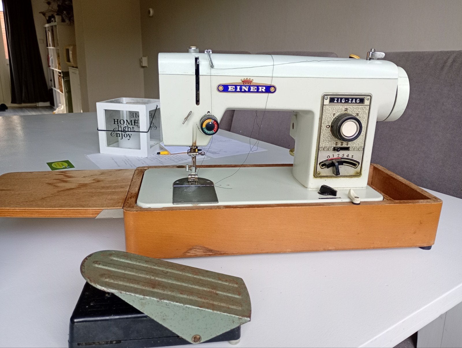 Gebruikte Naaimachine EINER, Ophalen, Gebruikt, Naaimachine, Overige merken