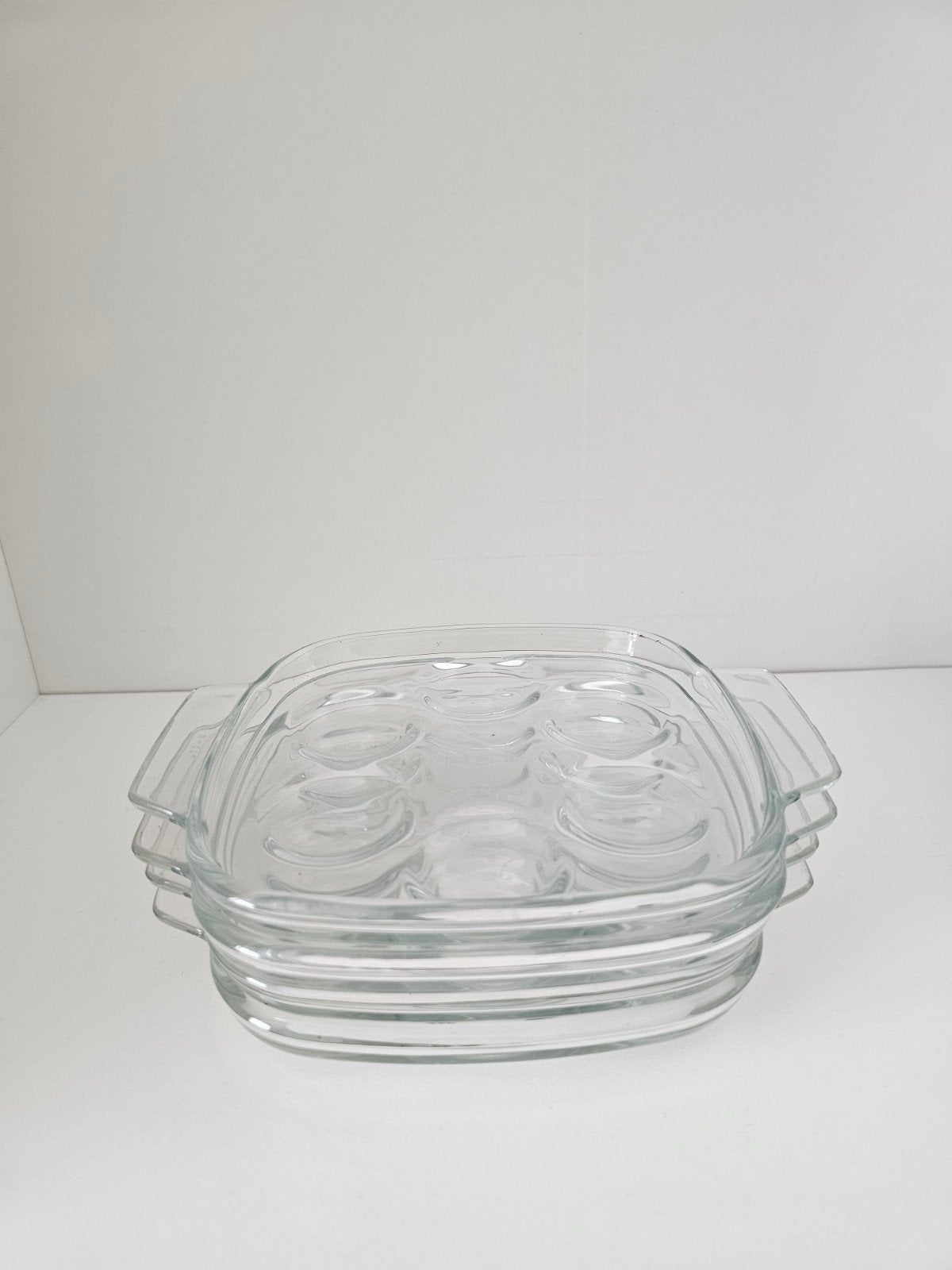 4 Pyrex escargot schaaltjes borden vintage, Huis en Inrichting, Verzenden, Gebruikt, Rond, Glas