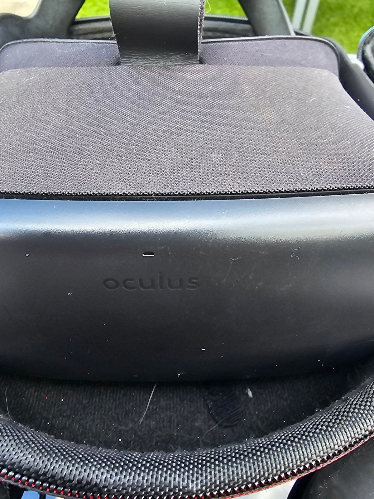Oculus Quest VR-bril met controllers en hoes, Spelcomputers en Games, Virtual Reality, Ophalen of Verzenden, Zo goed als nieuw