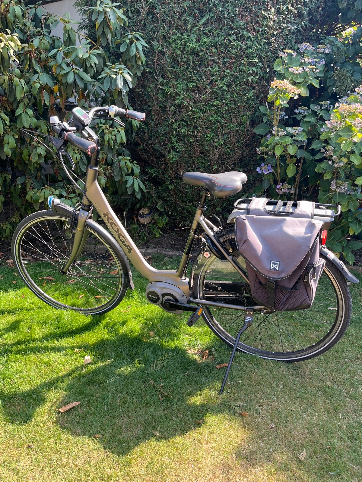 Koga E-Nova NIEUWSTAAT Bosch Active Line motor PowerPack 400, Gebruikt, 51 tot 55 cm, 50 km per accu of meer, Ophalen