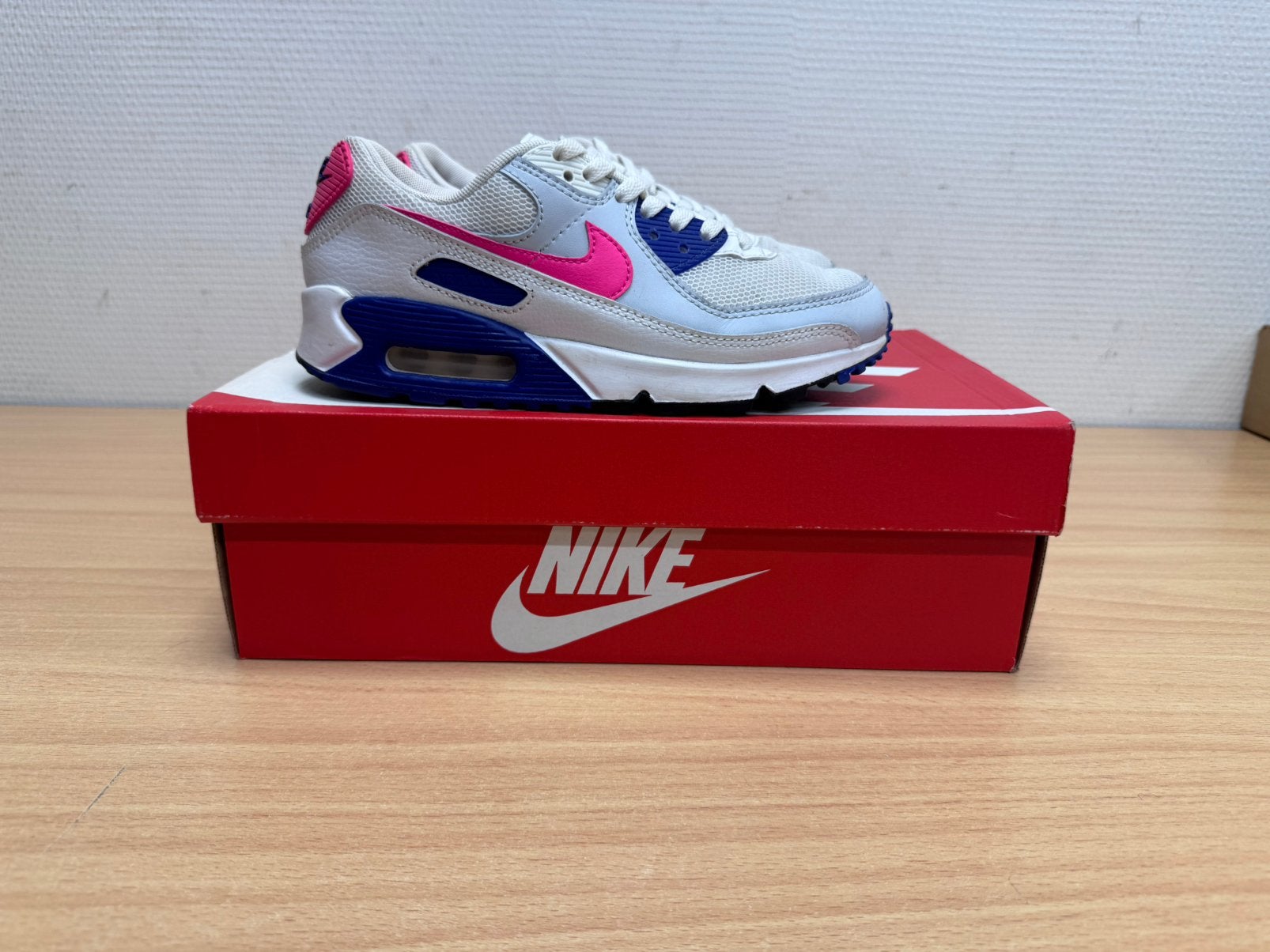 Nike Air Max 90 Hyper Pink 36,5 36.5, Kleding | Dames, Schoenen, Zo goed als nieuw, Sneakers of Gympen, Roze, Ophalen of Verzenden