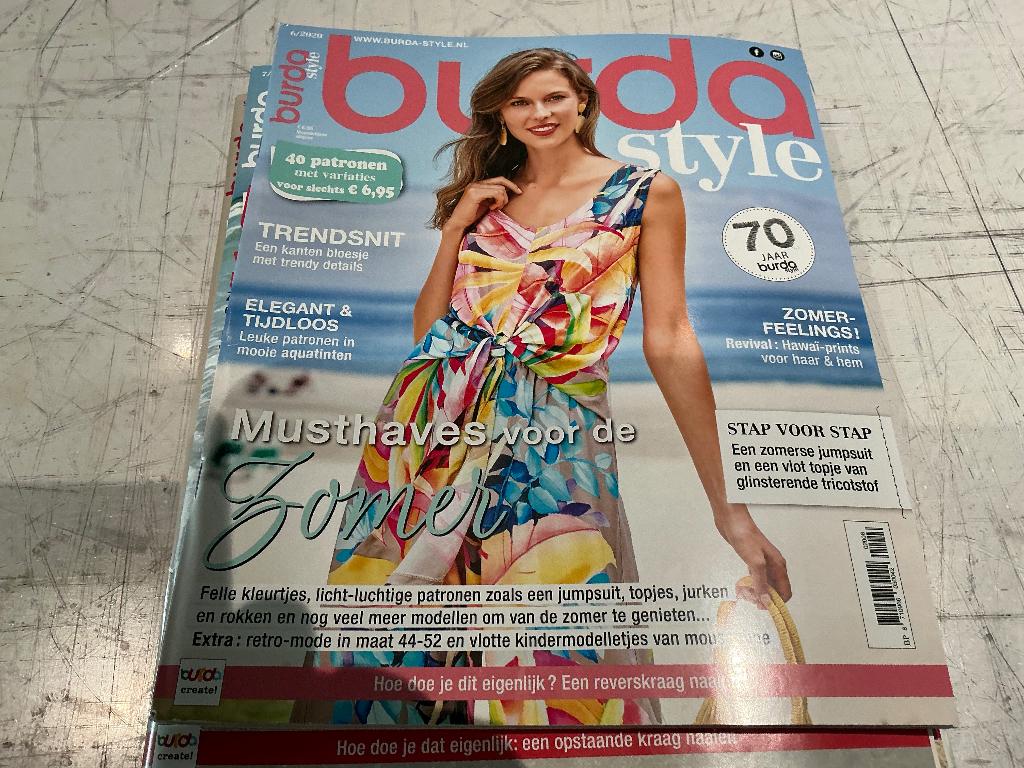 Burda Style, Hobby en Vrije tijd, Kledingpatronen, Overige typen, Vrouw, Zo goed als nieuw, Burda