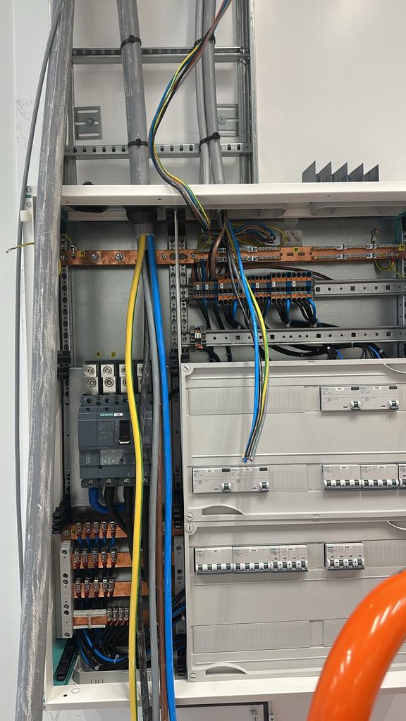 Elektricien, Ophalen of Verzenden