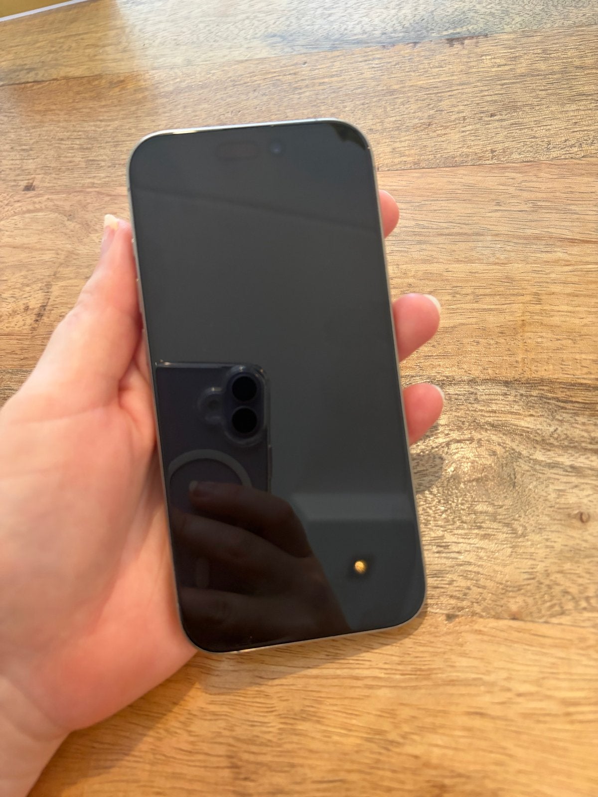Apple iPhone 15 Pro 128GB Grijs - Zo goed als nieuw, Telecommunicatie, Mobiele telefoons | Apple iPhone, Ophalen, 128 GB, 89 %