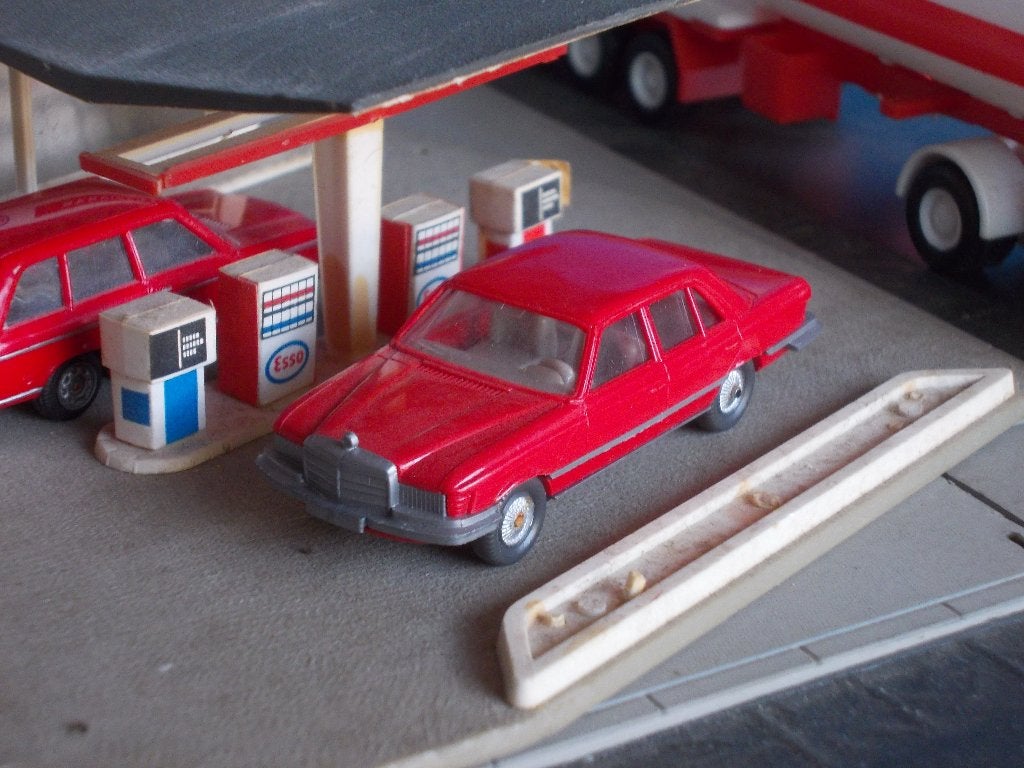 Mercedes Benz W116 450SE - Wiking rood / grijs interieur, Ophalen of Verzenden, Zo goed als nieuw, Auto, Wiking