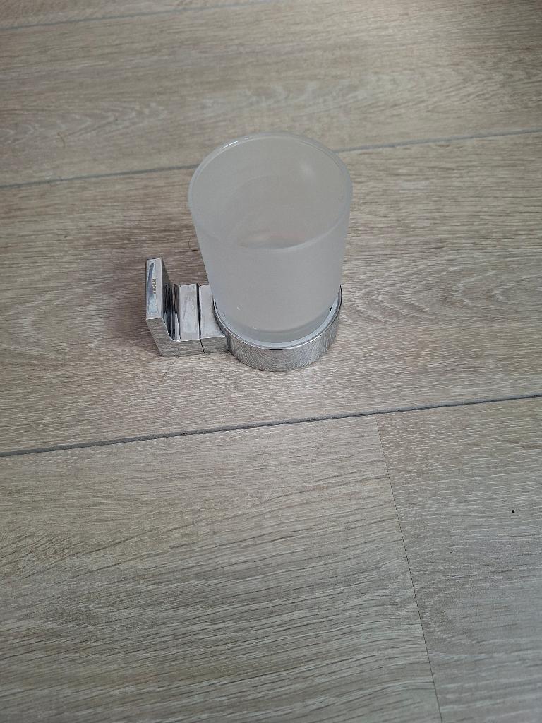 tandenborstelhouder, Ophalen, Zo goed als nieuw, Overige kleuren, Overige typen