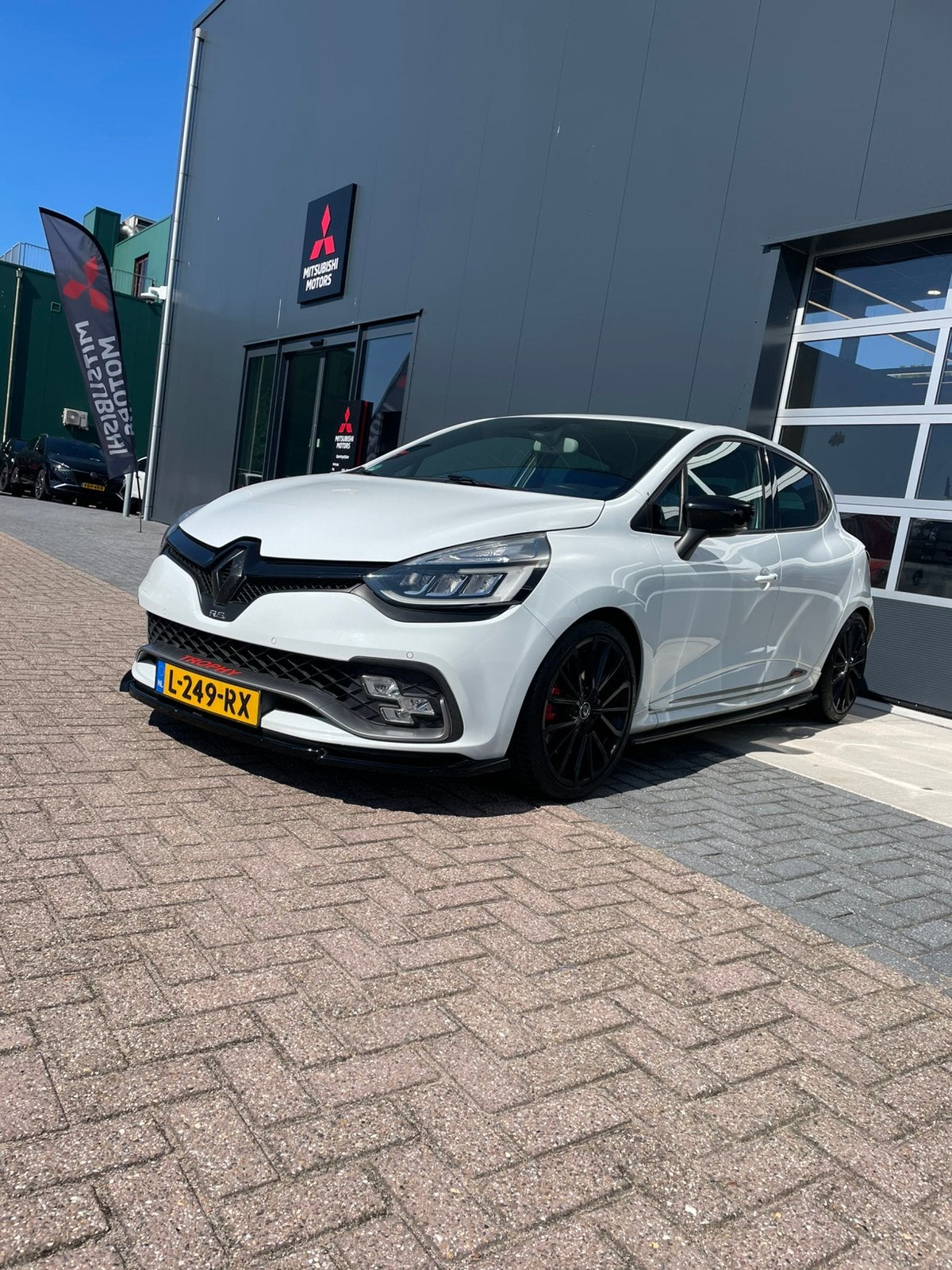 Renault Clio 1.6 RS Turbo 162KW 5-DRS AUT 2017 Wit, 1618 cc, 4 cilinders, Wit, Particulier