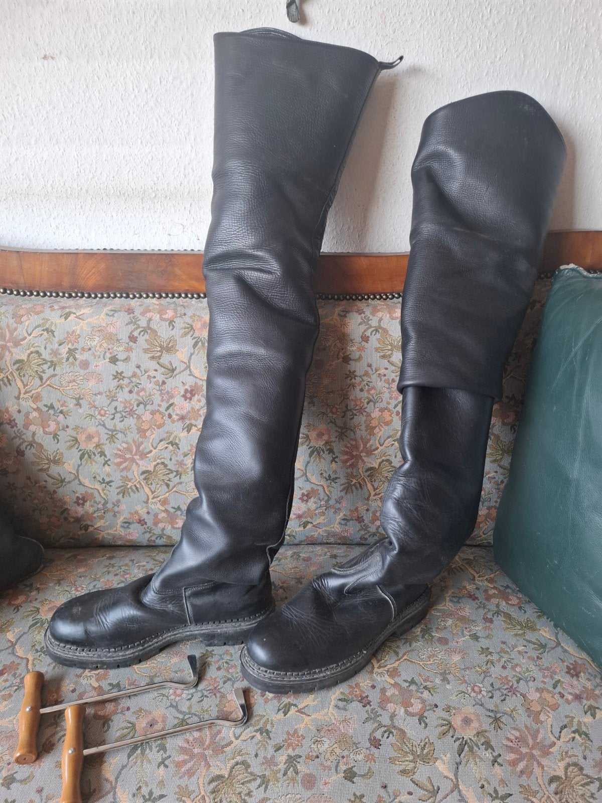 Leren fetish lieslaarzen, maat 42, Ophalen of Verzenden, Gedragen, Zwart