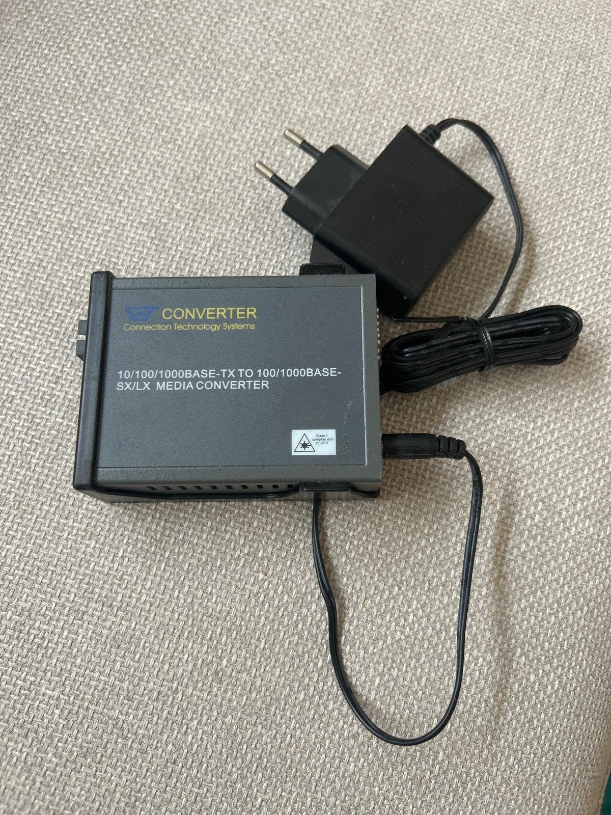 Media Converter 10/100/1000BASE-TX naar SX/LX, Ophalen of Verzenden, Zo goed als nieuw