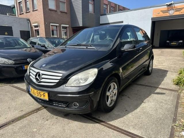 Mercedes-Benz B-klasse 180 ZEER NETTE AUTOMAAT-ZONDER MANKEM, Auto's, Stof, Gebruikt, 4 cilinders, 116 pk