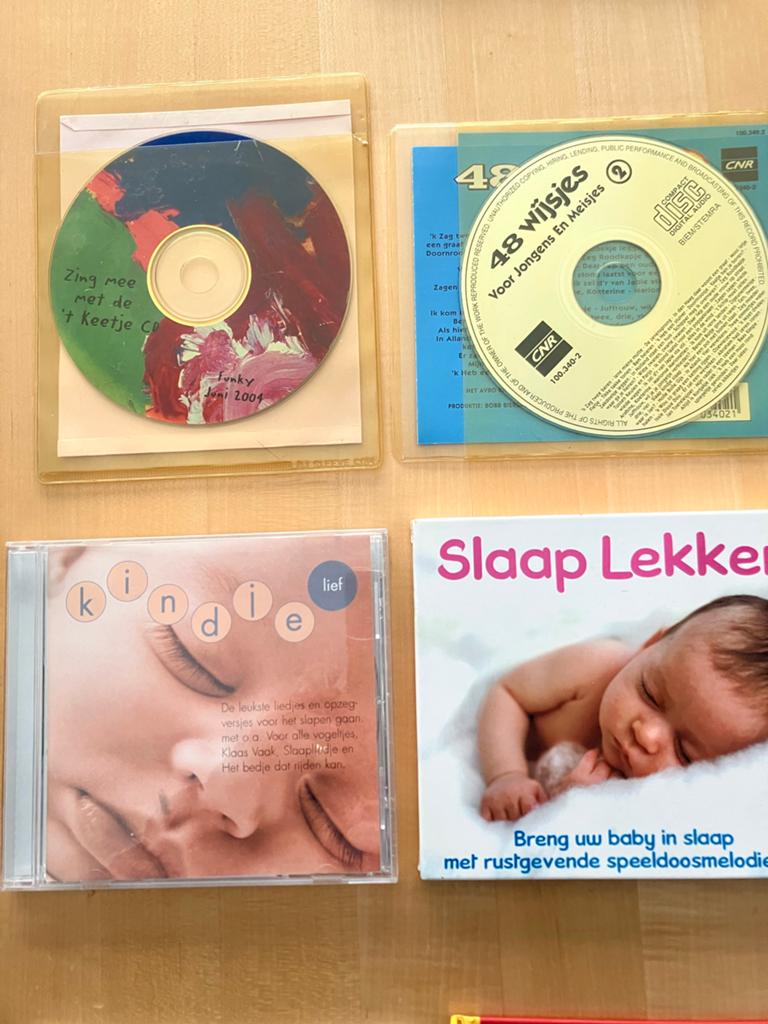 31 CD's met bekende kinderliedjes vanaf de jaren '80, Ophalen of Verzenden, Gebruikt, Muziek, Tot 2 jaar