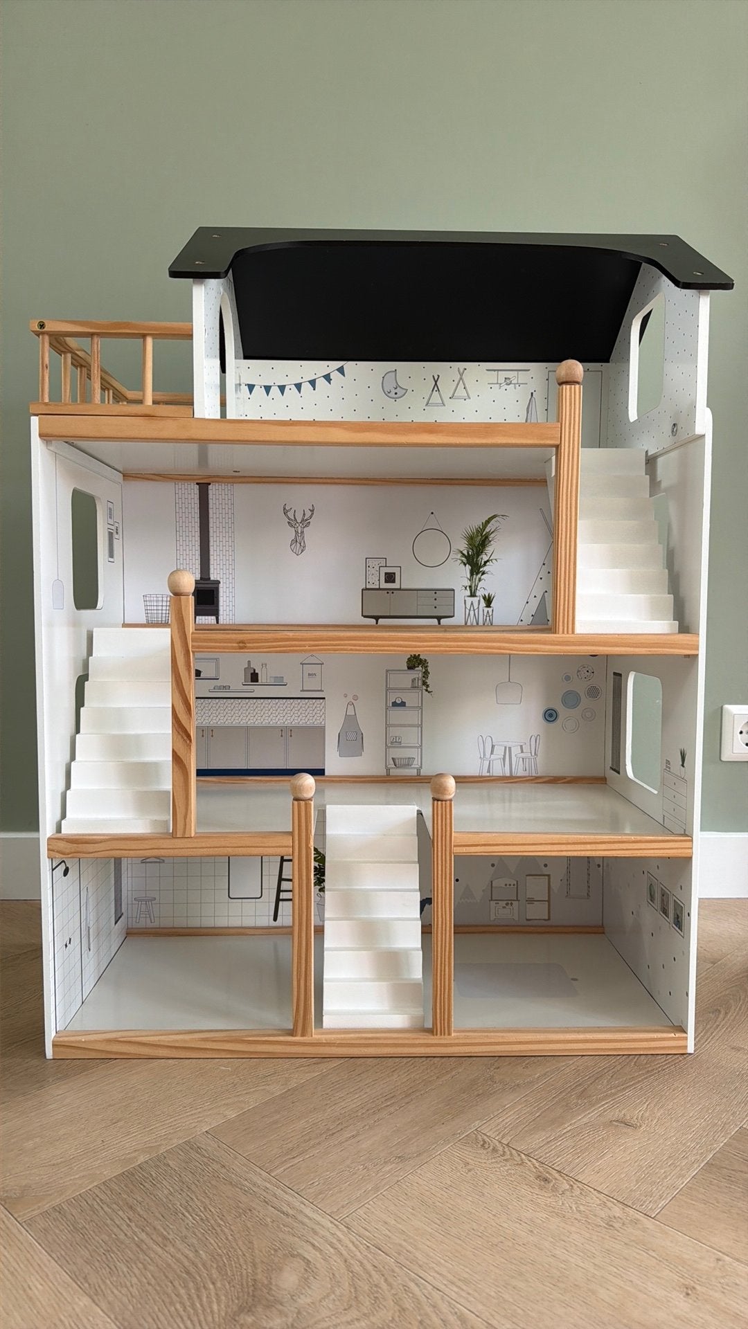 Poppenhuis petit amelie, Ophalen, Zo goed als nieuw, Poppenhuis