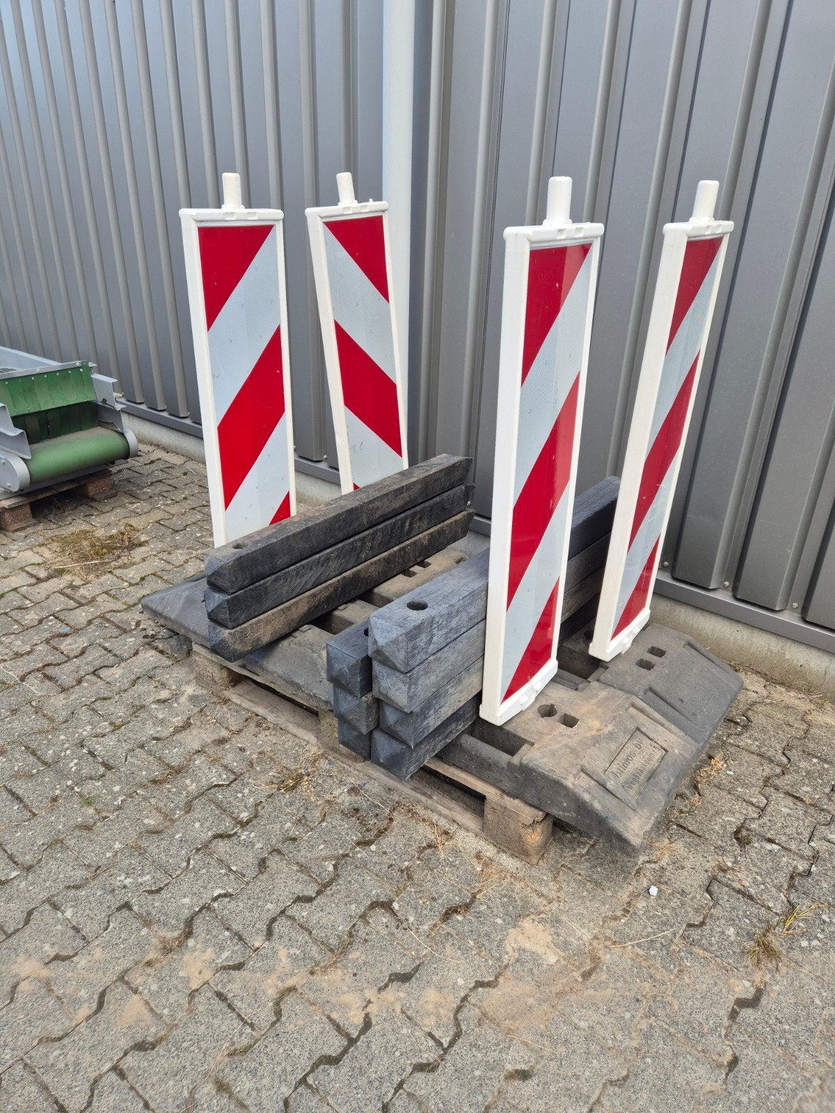 Geleidebakens en losse palen, Ophalen, Zo goed als nieuw, Overige typen, Minder dan 2 meter