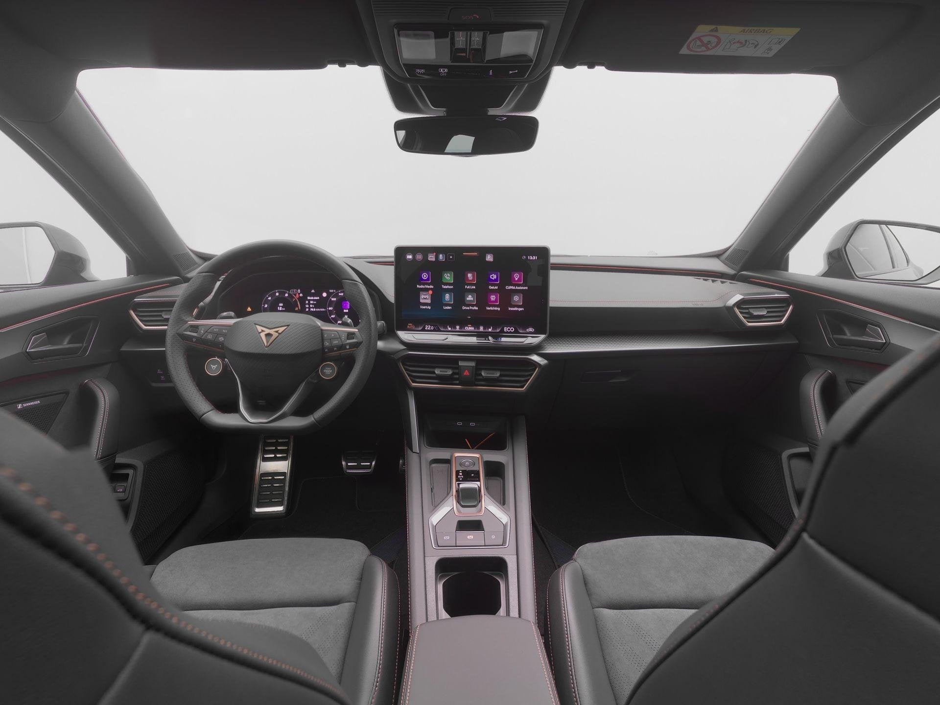 CUPRA Formentor 1.5 TSI e-Hybrid VZ 272PK | Panoramadak | Se, Auto's, Automatische klimaatregeling, 1498 cc, 4 cilinders, Formentor