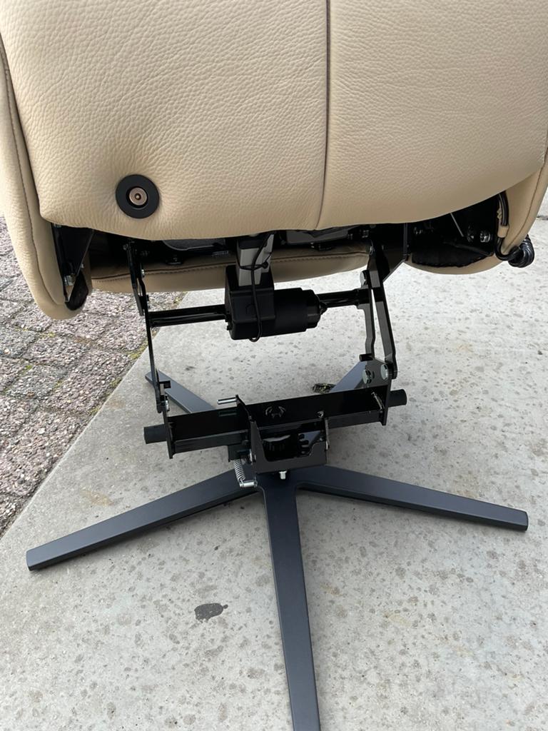 Relivo sta op stoel direct leverbaar!, Nieuw, Ophalen of Verzenden, Sportive moderne sta op stoel, 50 tot 75 cm