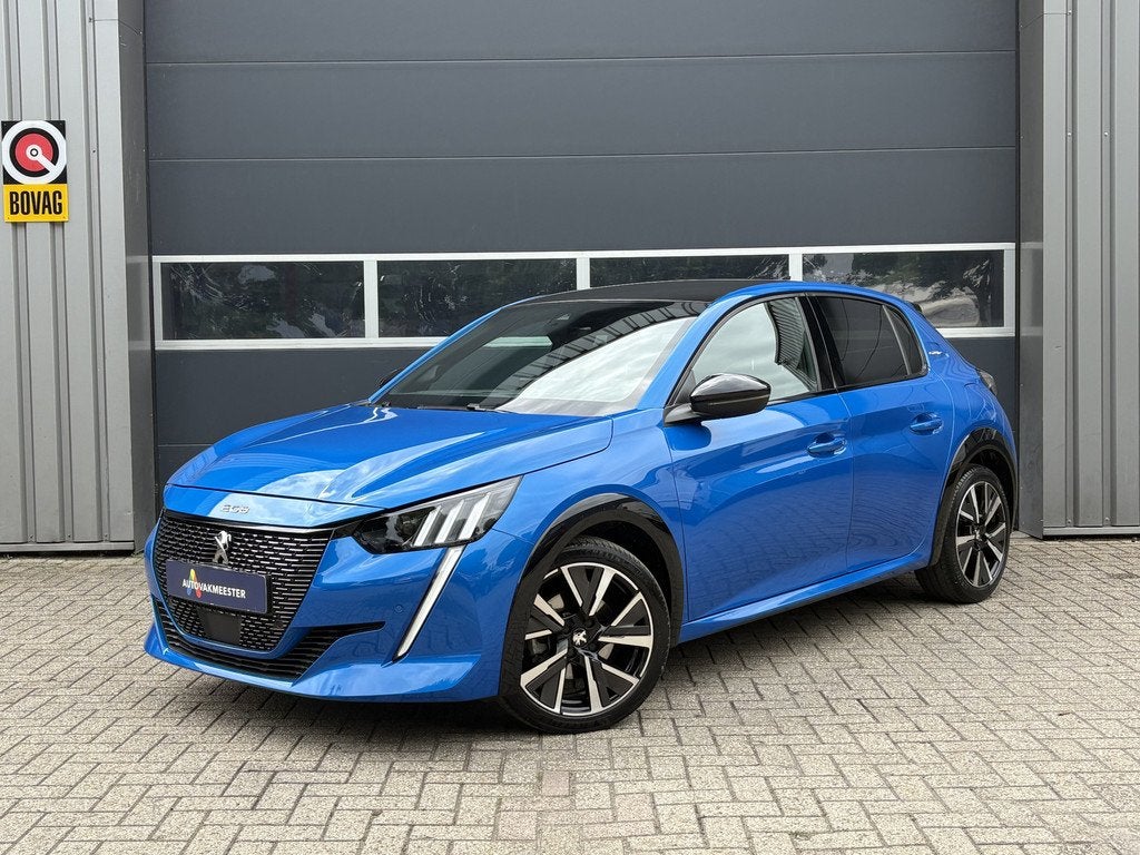 Peugeot 208 1.2 PureTech GT-Line | Pano | Navi | Camera | Ca, Auto's, Peugeot, Voorwielaandrijving, 12 maanden, Gebruikt, Zwart