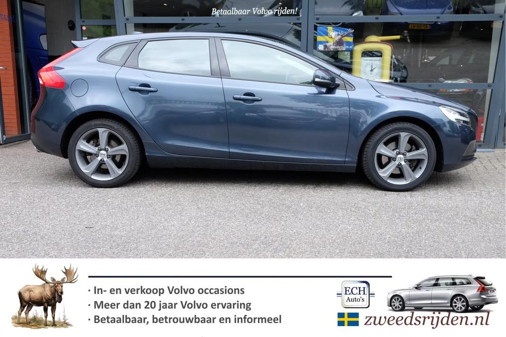 Volvo V40 2.0 T3 Momentum, Navi, 17inch, Stoelv € 11.950,0, Stof, Gebruikt, 4 cilinders, Blauw