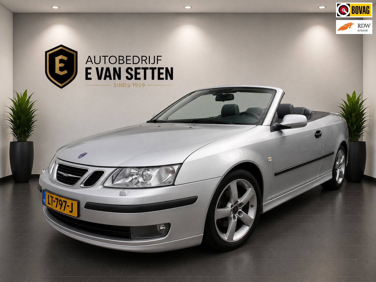 Saab 9-3 Cabrio 2.0 Turbo Vector Spring Edition, 1998 cc, Gebruikt, 4 cilinders, 4 stoelen