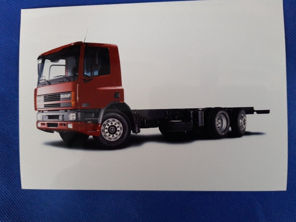 persfoto DAF 75 CF chassis cabine - in kleur, Ophalen of Verzenden, Zo goed als nieuw, Auto's