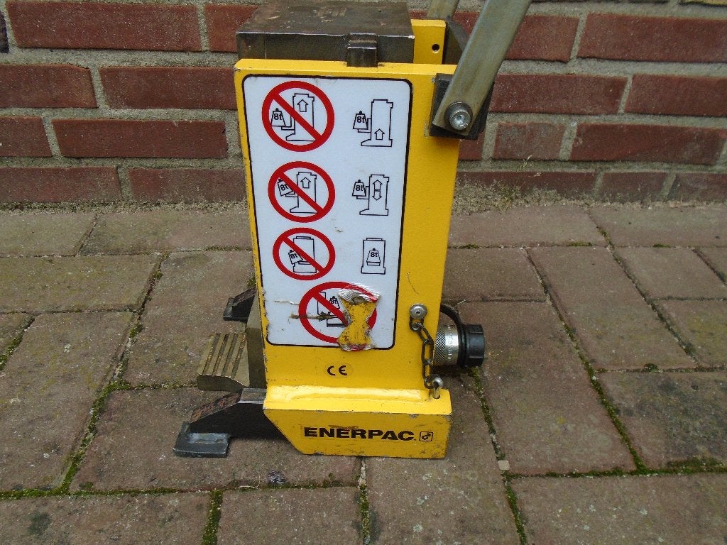 Werkplaatspers, pers, lifter, machine lift, krik. Enerpac, Ophalen, Gebruikt
