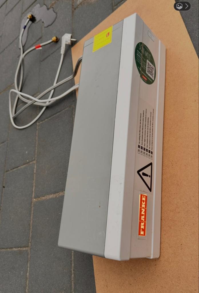 Franke Boiler - Compact en Efficiënt Warm Water, Huis en Inrichting, Ophalen, Zo goed als nieuw