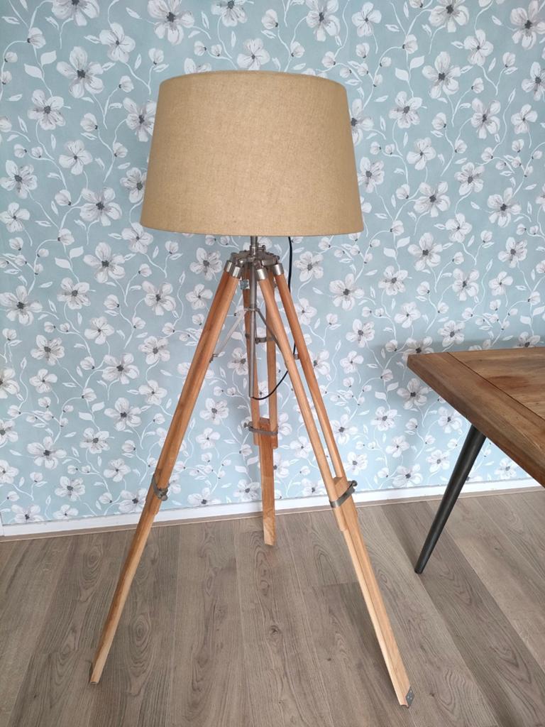 Vloerlamp driepoot ; Riviera Maison., Ophalen, Zo goed als nieuw, 150 tot 200 cm