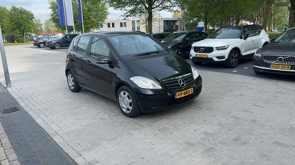Mercedes-Benz A-klasse 160 Automaat 1e eig. Airco Cruise PDC, Euro 5, Beige, Zwart, Origineel Nederlands