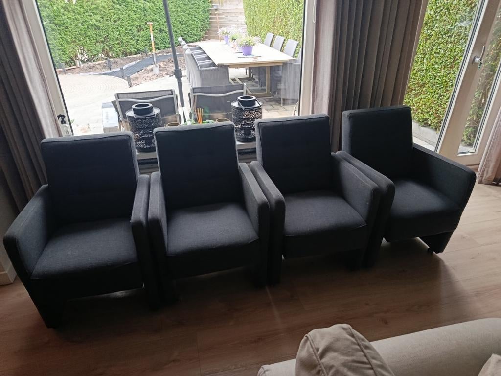 4 donkergrijze stoffen stoelen - comfortabel en rijdend, Ophalen, Gebruikt, Vier, Stof