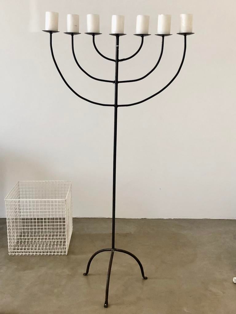 Vintage Smeedijzeren Grote Staande Kandelaar - 1.52m Hoog, Antiek en Kunst, Antiek | Kandelaars, Overige materialen, Ophalen of Verzenden