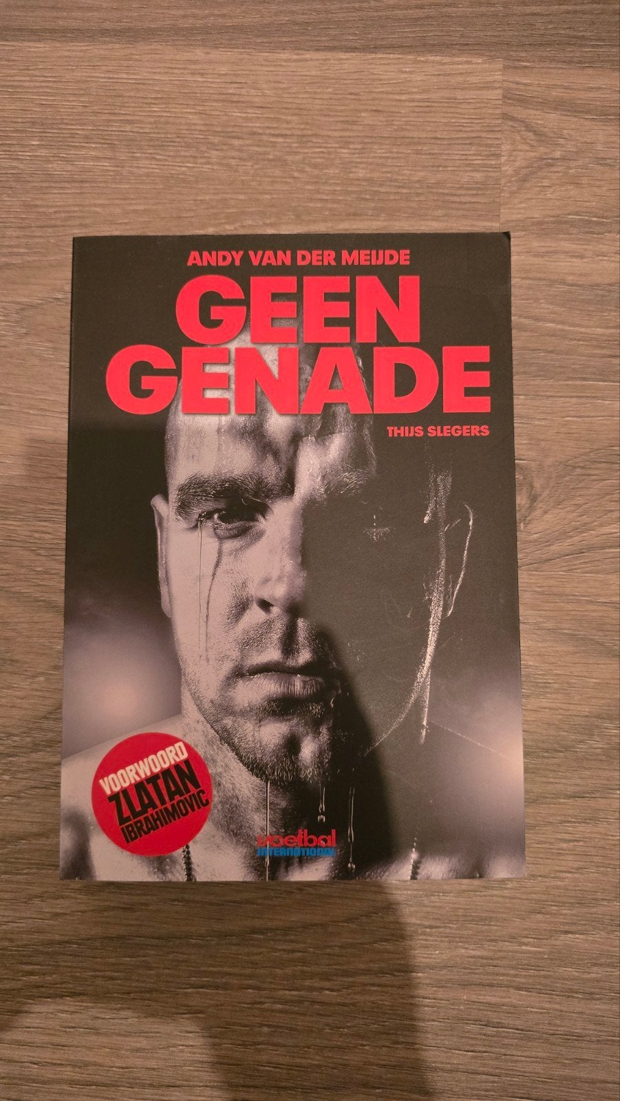 Geen Genade - Andy van der Meijde (Voetbal International), Ophalen of Verzenden, Gelezen, Andy van der Meijde, Thijs Slegers, Balsport