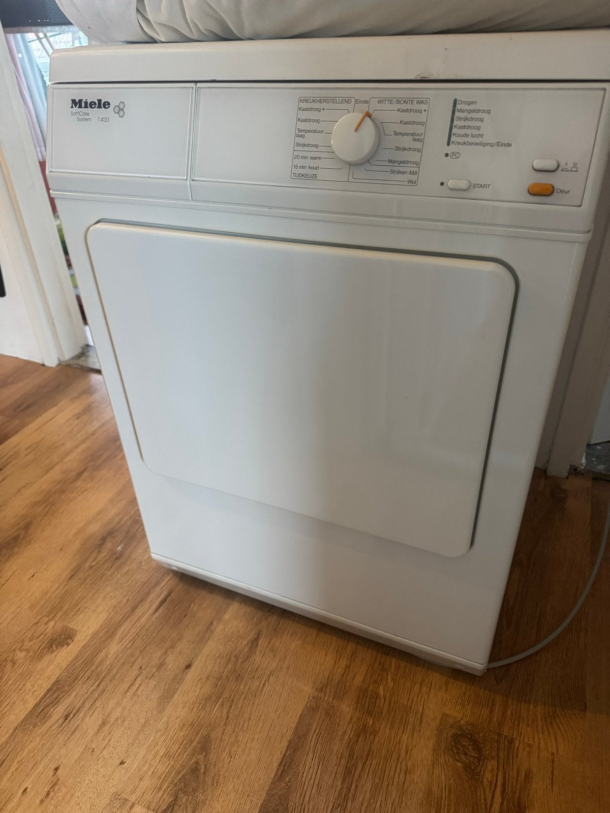 Miele T4123 - Betrouwbaar en Efficiënt, Ophalen, Gebruikt, Luchtafvoer, Anti-kreukfase