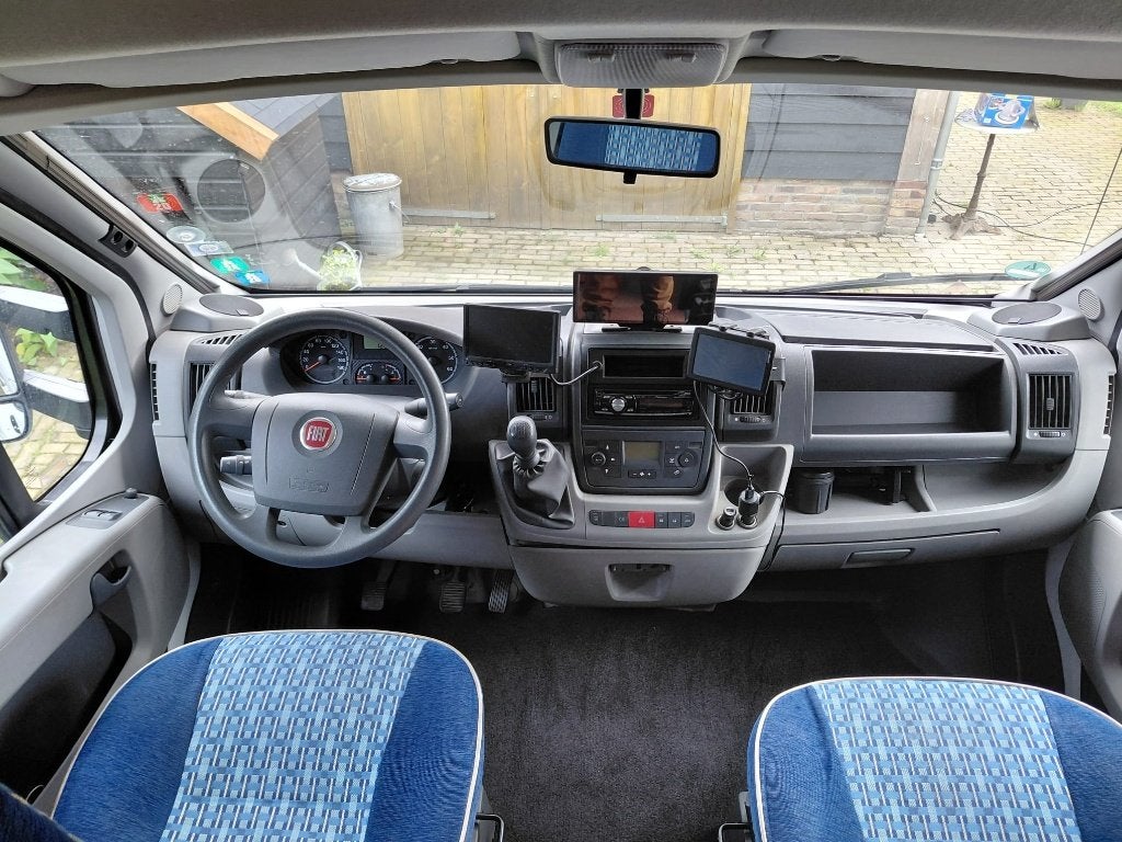 Foto 6 van Complete Fiat Dethleffs Glober 5-pers. 2x airco, inruil mog.