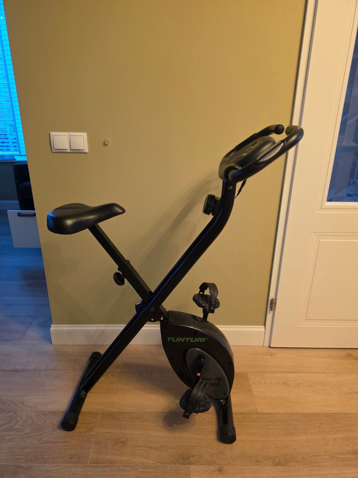 tunturi starfit x100 hometrainee, Ophalen, Zo goed als nieuw, Benen, Hometrainer
