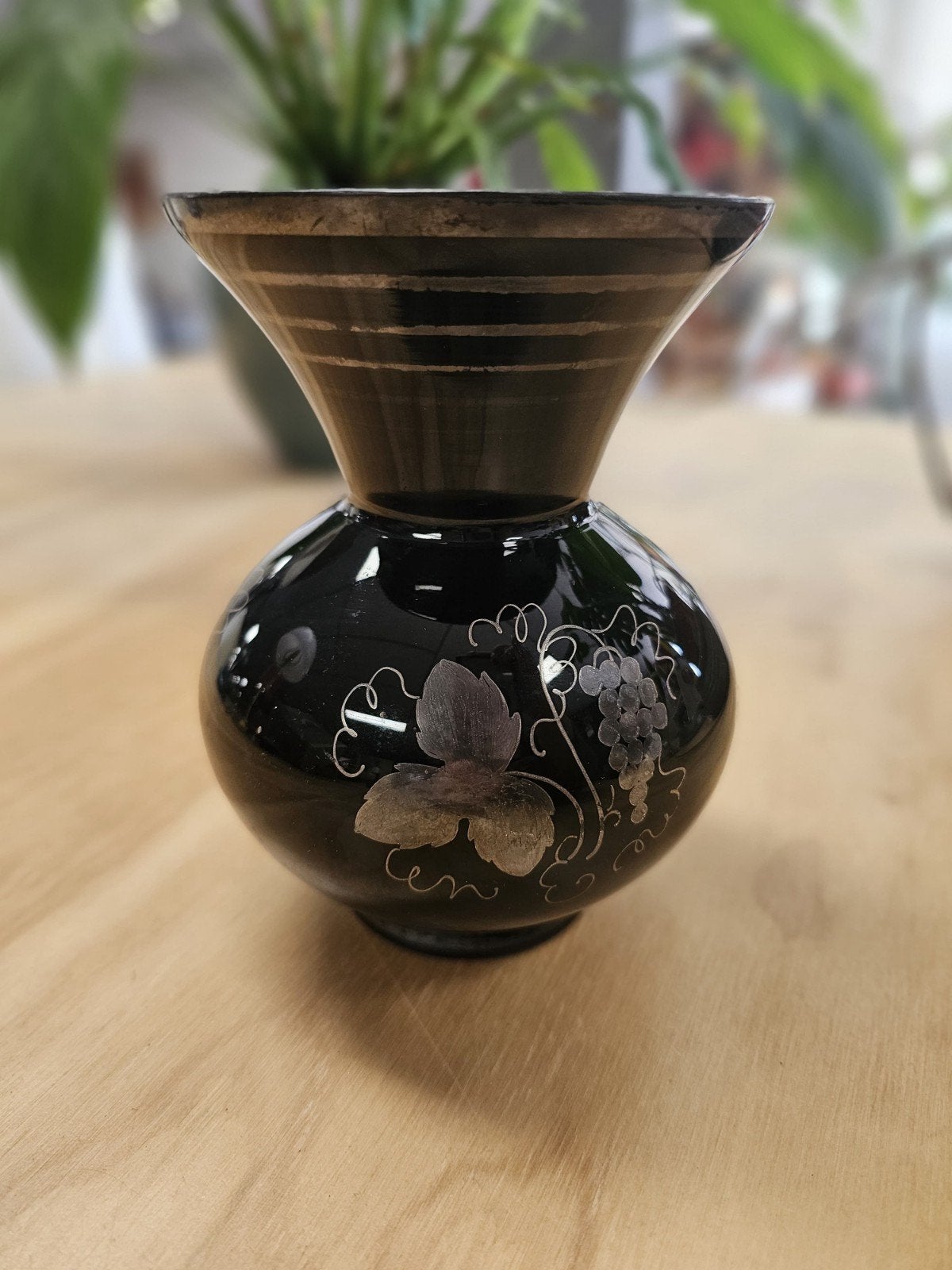 Art Deco Vaasje van hyalietglas - Estafette StAnna, Ophalen of Verzenden