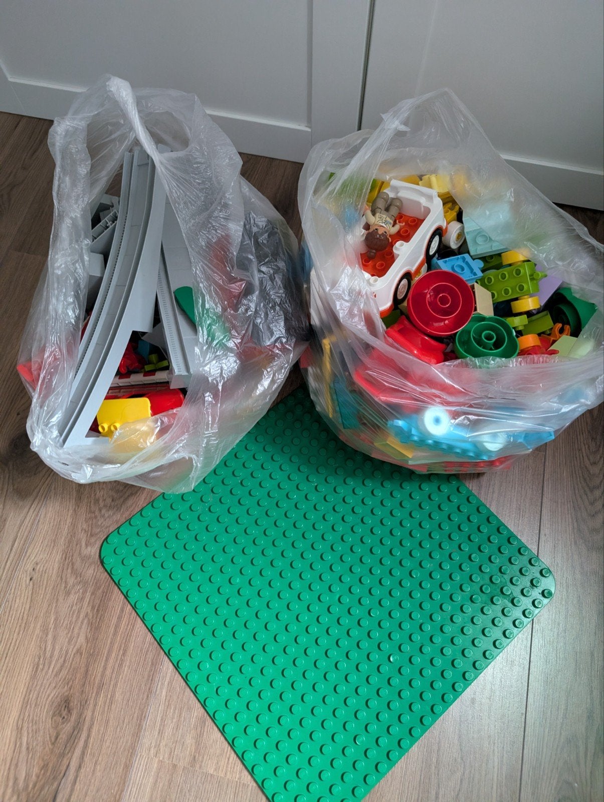 Grote partij LEGO DUPLO (ongeveer 5 kg) met trein en rails, Gebruikt, Ophalen of Verzenden, Duplo, Inclusief minifiguren
